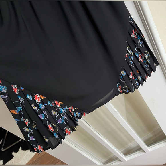 Rebecca Minkoff Floral Print Pleated Dress - Picture 4 of 13